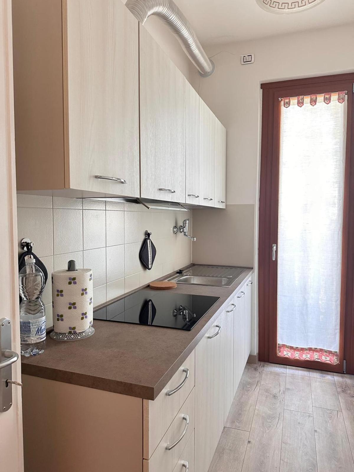 My House Apartment Roddino ภายนอก รูปภาพ
